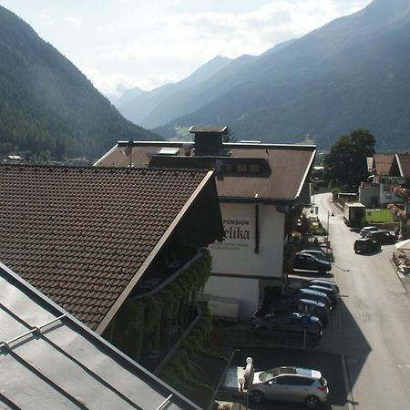 Schloegler'S Apartmenthaus Neustift im Stubaital Exterior photo