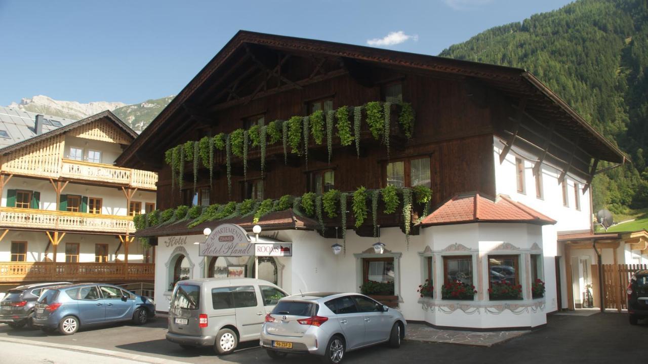 Schloegler'S Apartmenthaus Neustift im Stubaital Exterior photo